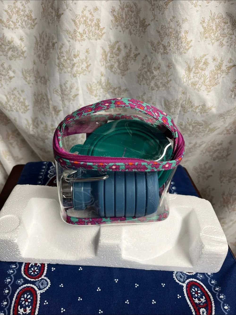 Vera Bradley Clear Pouch with Pink Floral Trim and Teal pet Accessories